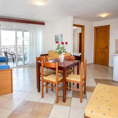 פוטוס Apartments Lina מראה חיצוני תמונה