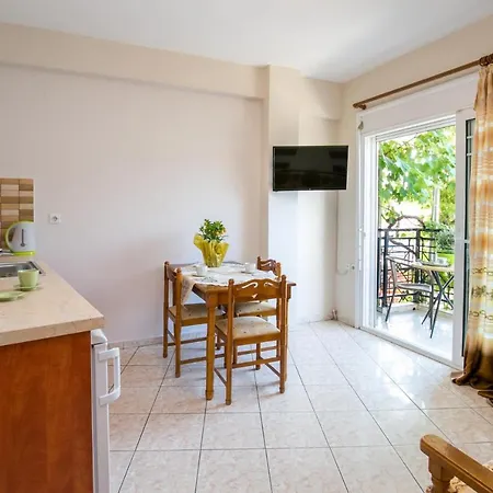 פוטוס Apartments Lina מראה חיצוני תמונה