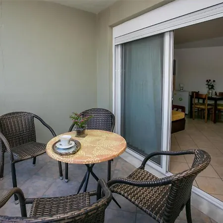 פוטוס Apartments Lina מראה חיצוני תמונה